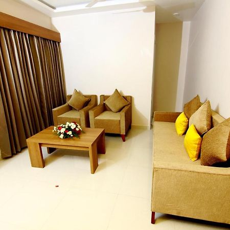 Hotel Panacea Ventures Kollam Bagian luar foto
