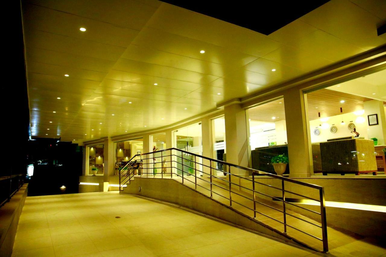 Hotel Panacea Ventures Kollam Bagian luar foto